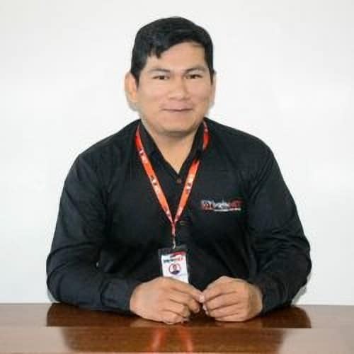 Adelio Gonzales, Jefe O&M Santa Cruz